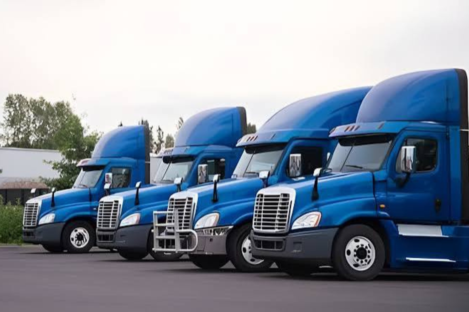 What Does a Truck Dispatcher Do?